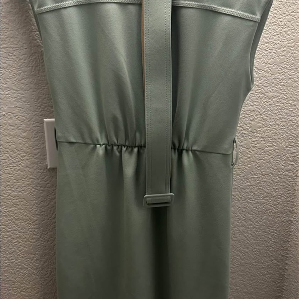 Calvin Klein Green Sheath Dress Sleeveless Crew Neck